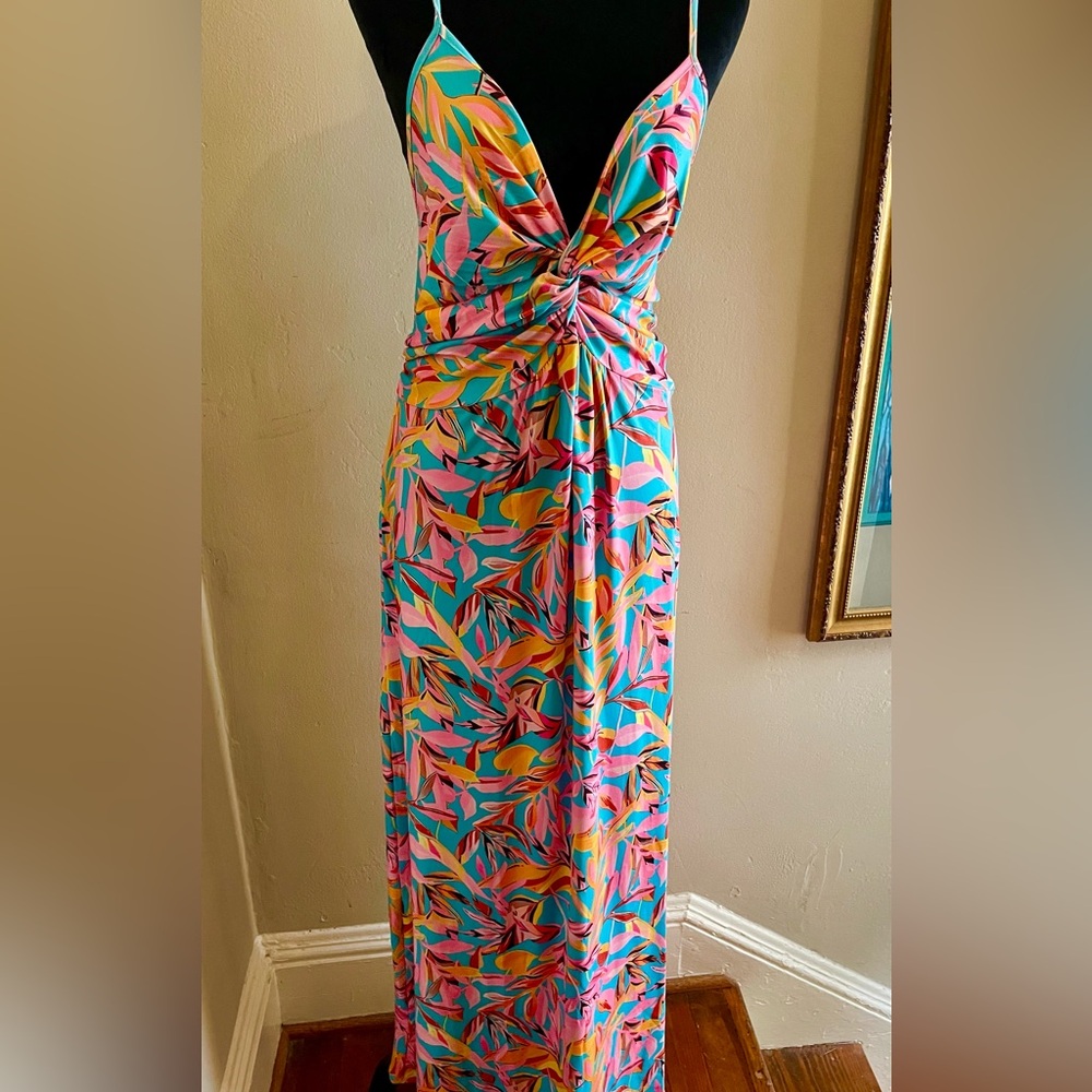 Vibrant Tropical Print Maxi Dress